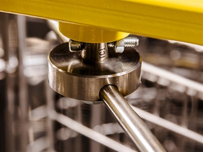 Медогонка 2-х рамочная ручная поворотная, из нержавейки корзина и кран. - фото 4967 Медогонка 2-х рамочная ручная поворотная, из нержавейки корзина и кран. - фото 4967